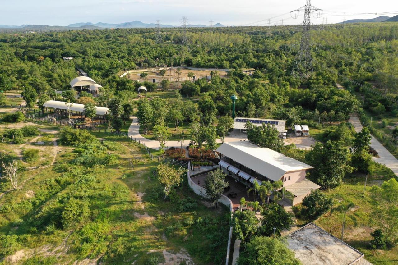 I Love Phants Lodge Ban Huai Thawai Ngoại thất bức ảnh