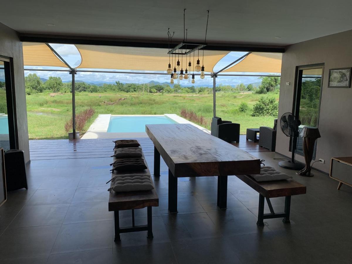 I Love Phants Lodge Ban Huai Thawai Ngoại thất bức ảnh