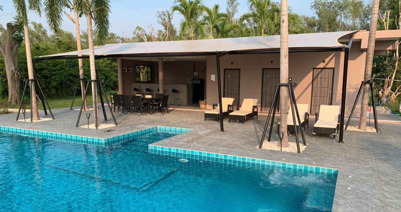 I Love Phants Lodge Ban Huai Thawai Ngoại thất bức ảnh