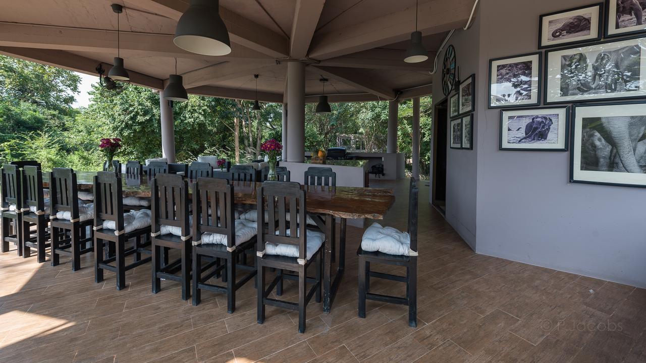 I Love Phants Lodge Ban Huai Thawai Ngoại thất bức ảnh
