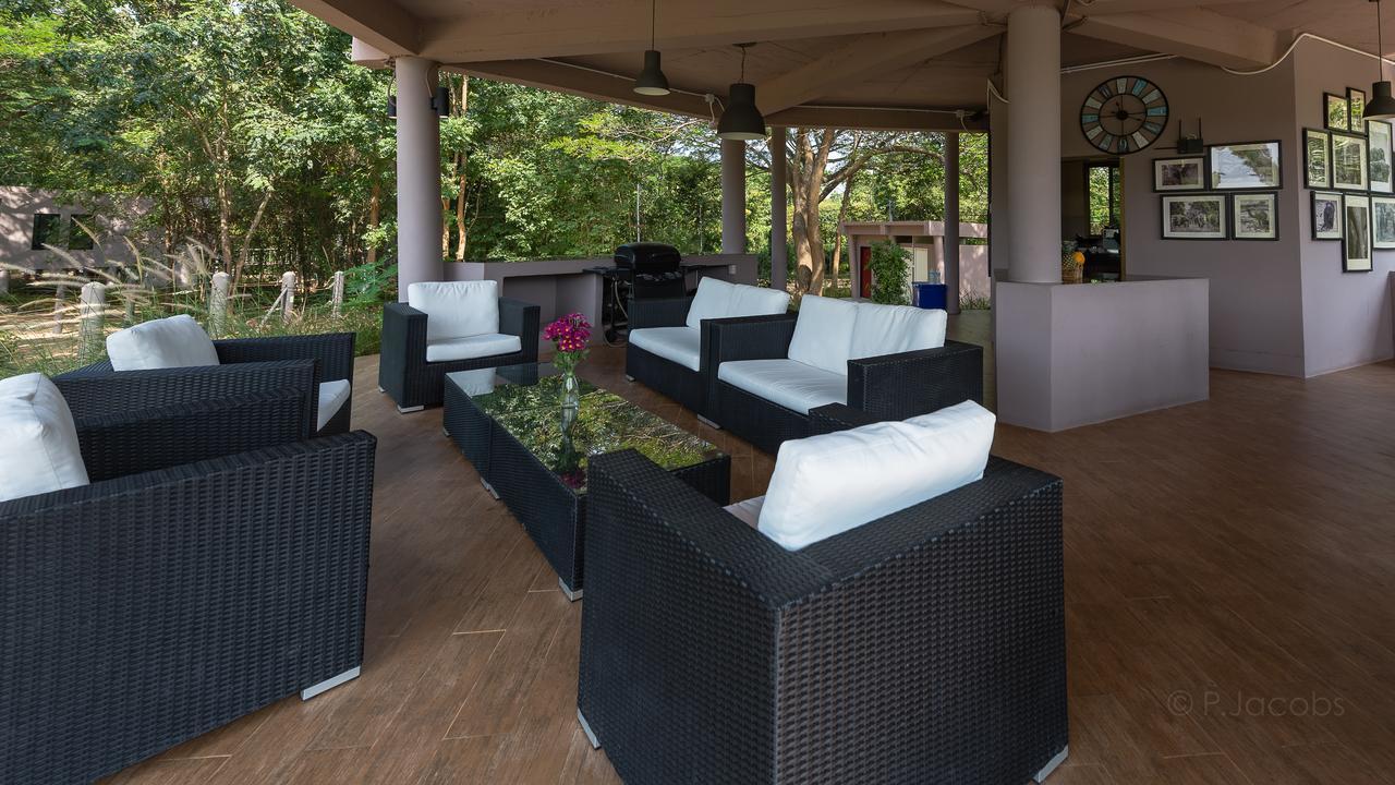 I Love Phants Lodge Ban Huai Thawai Ngoại thất bức ảnh
