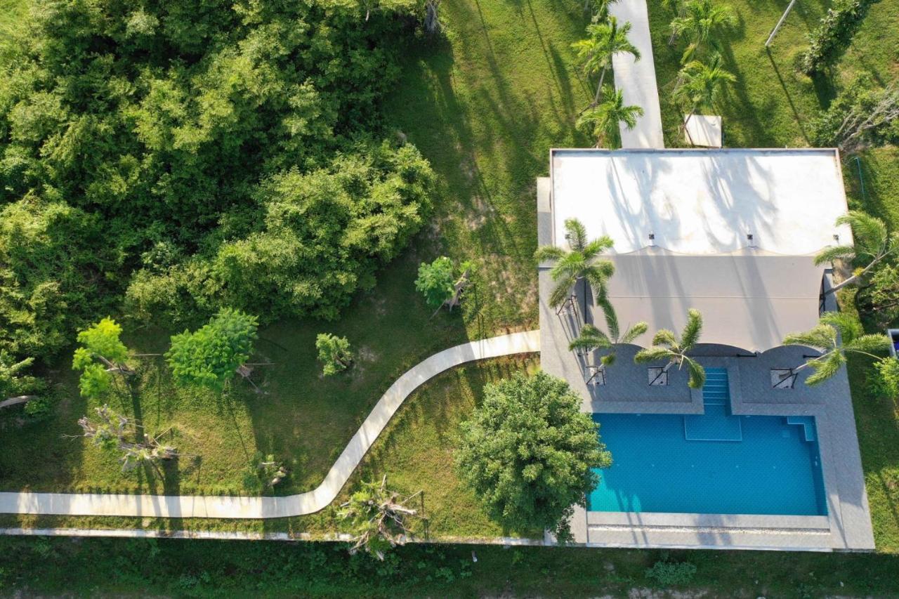 I Love Phants Lodge Ban Huai Thawai Ngoại thất bức ảnh